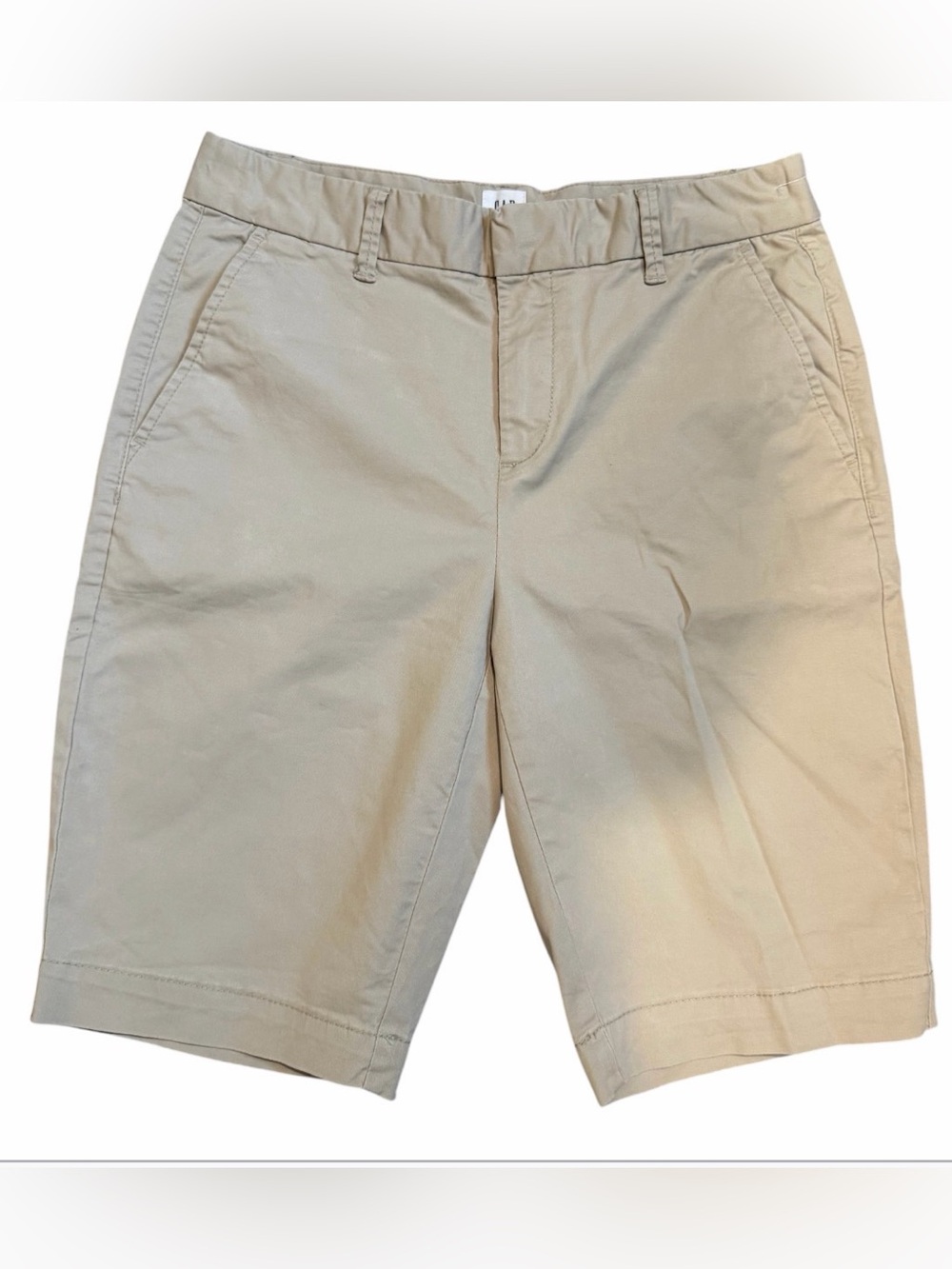 GAP Girl’s Junior Light Khaki Flat-Front Shorts
